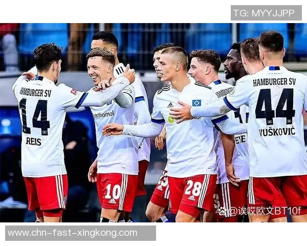 德国足球甲级联赛精彩赛事回顾与球队表现分析